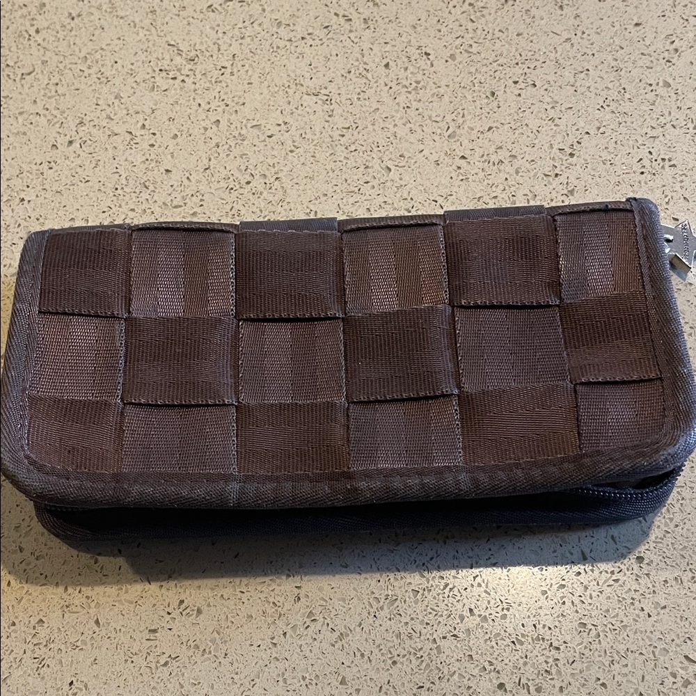 Harveys Brown Woven Zip Wallet